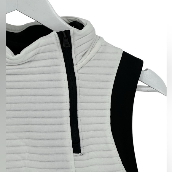 Under Armour Vest XS White Black Trim Daytona UA Storm Cold Gear Cinch Waist NWT - Picture 3 of 13